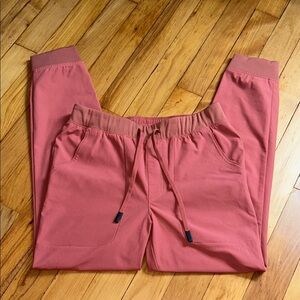 VRST Men’s Commuter Slim Fit Joggers